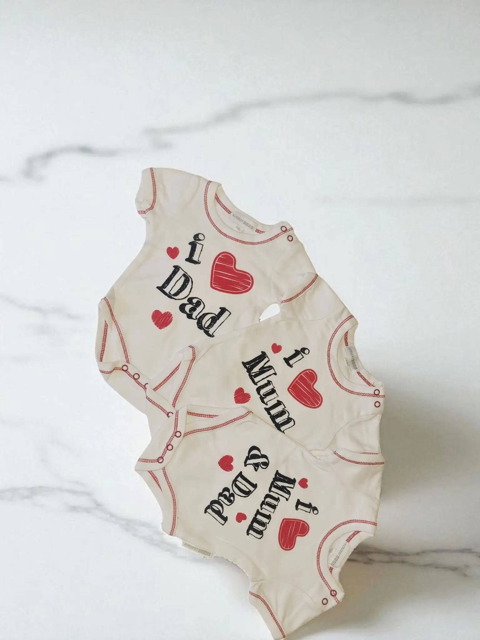 Baby 3 pcs Bodysuit Gift Set – I Love Mummy/Daddy - Cotton Baby