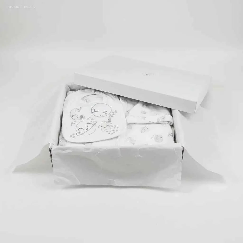 100% Cotton Moon Gift Set - 3PC Boxed Set for 0-3M Babies