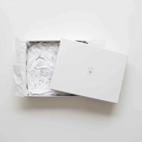 100% Cotton Moon Gift Set - 3PC Boxed Set for 0-3M Babies